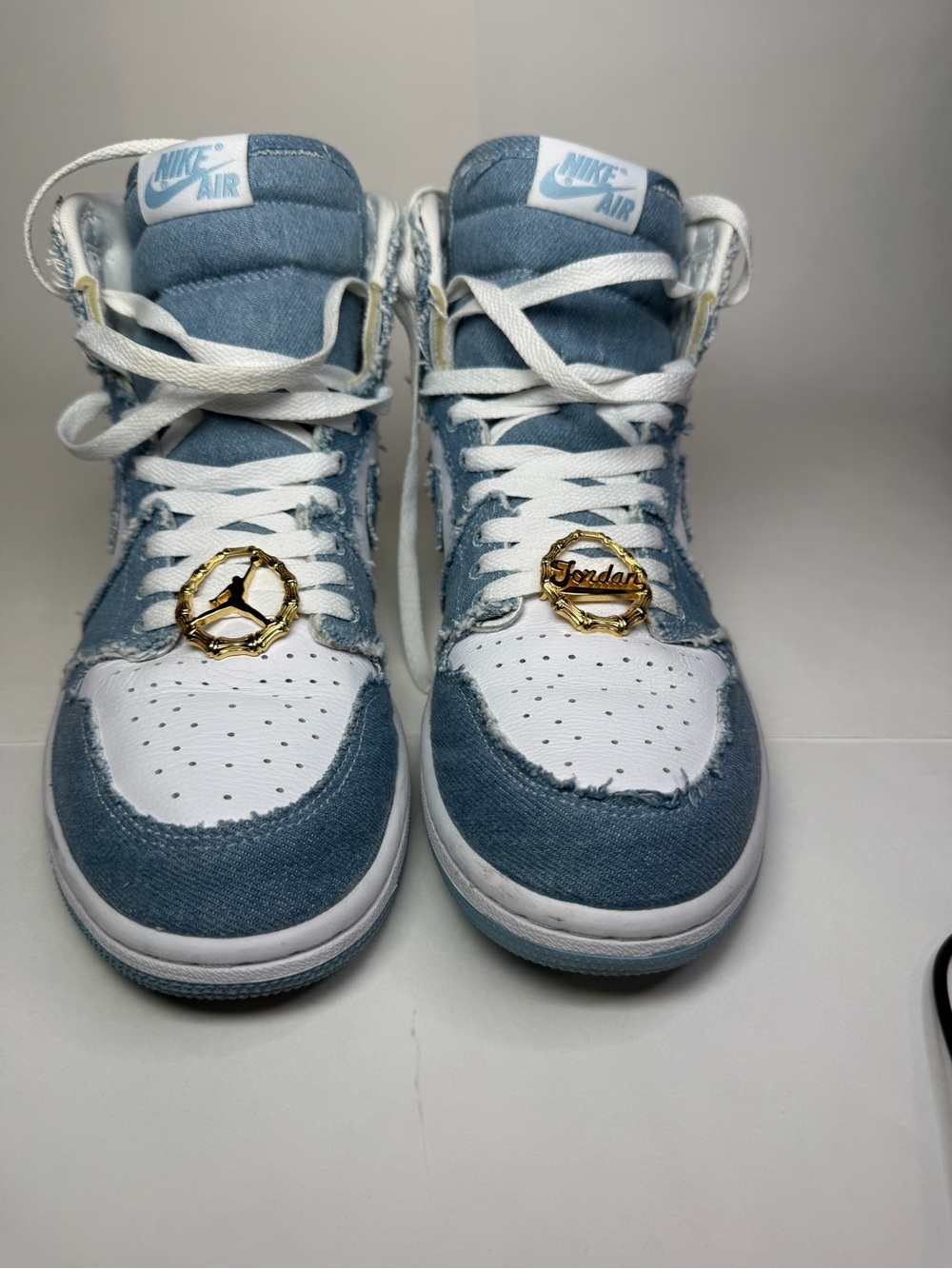 Women’s SIZE 10 Nike Air Jordan 1 High-Top Sneakers Blue Denim & White “NO BOX”